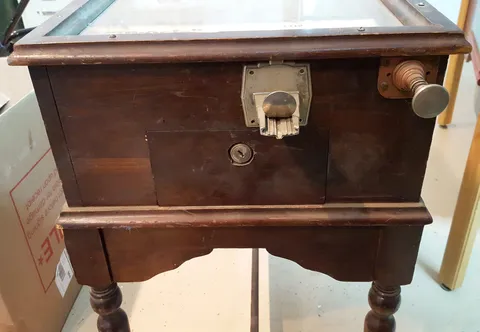 Cabinet - Front