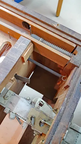 Inside Cabinet - Detail