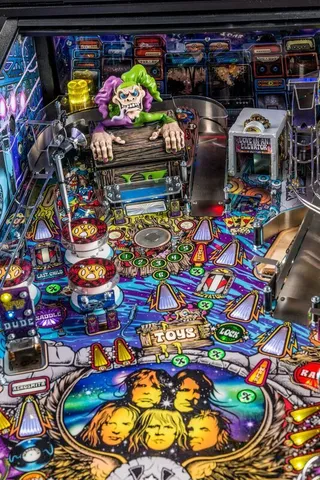 Promotional Photo - Toy Box Shut