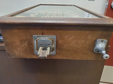 Cabinet - Front