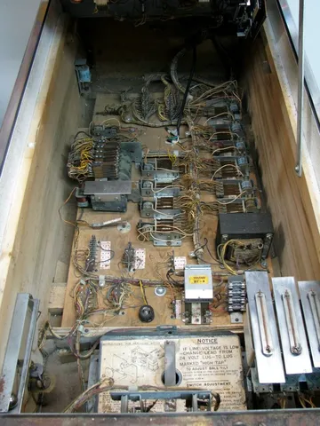 Inside Cabinet*