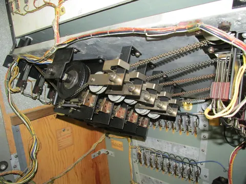 Horse Track Mechanism*