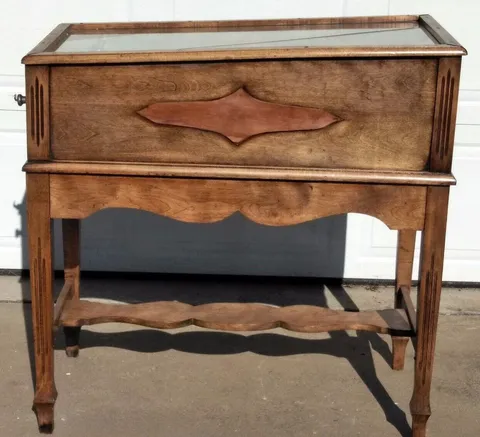 Cabinet - Right