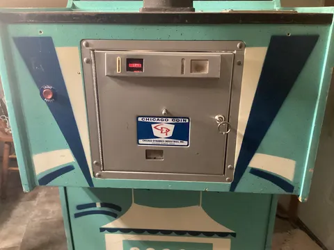 Cabinet - Middle Front
