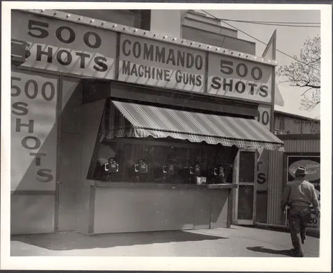 Five Gun Commando Installation*