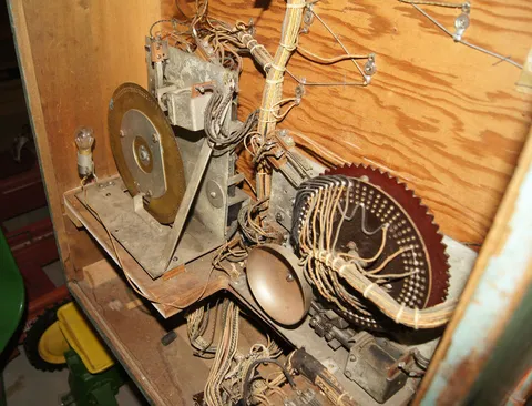 Inside Lower Backbox