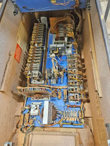 Inside Cabinet