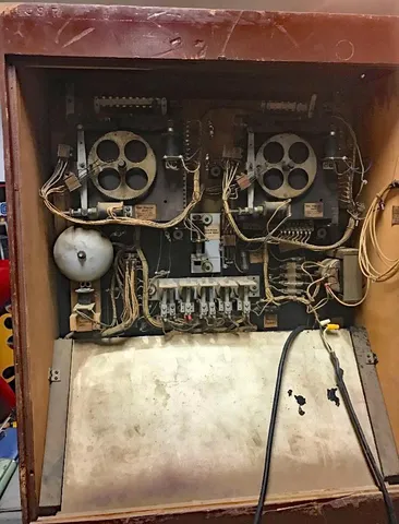 Inside Cabinet