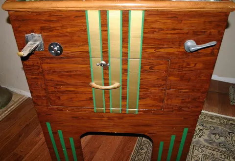Cabinet - Front*