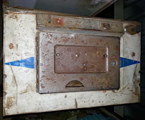 Cabinet - Front
