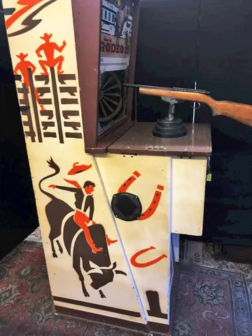 Cabinet - Left