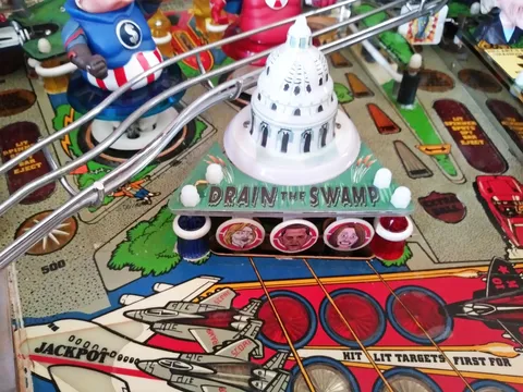 Playfield - Detail