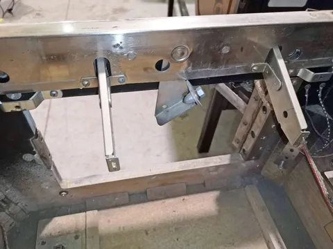 Inside Cabinet - Detail