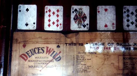 Playfield - Detail