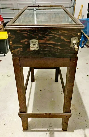 Cabinet - Front