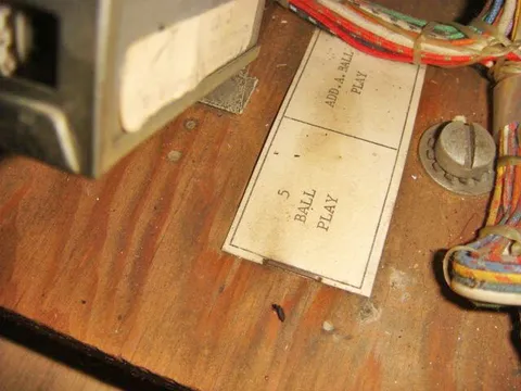 Inside Cabinet - Detail