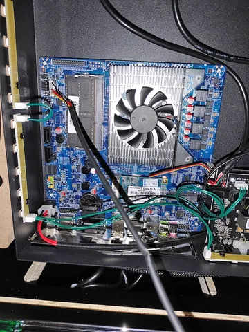 CPU