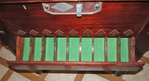 Cabinet - Score Tray