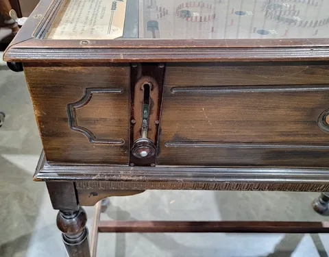Cabinet - Ball Lift