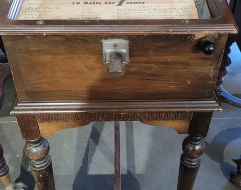 Cabinet - Front