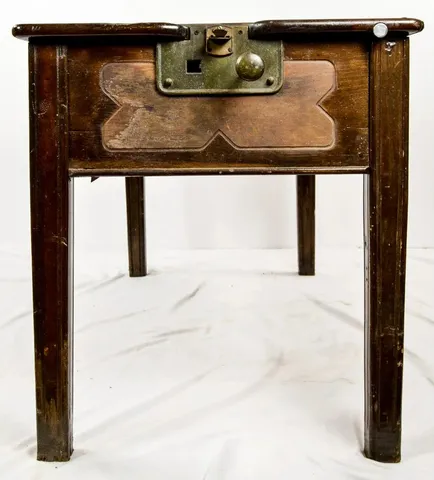 Cabinet - Front