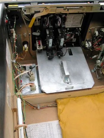 Cabinet - Inside