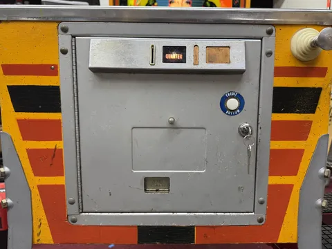 Cabinet - Front*