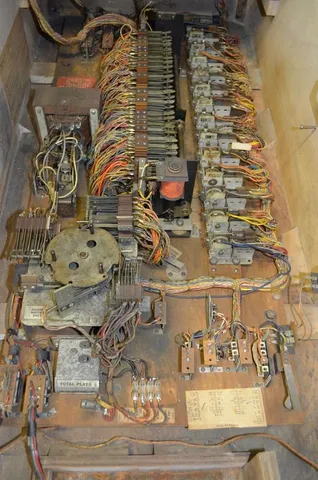 Inside German Cabinet*