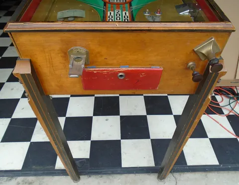 Cabinet - Front
