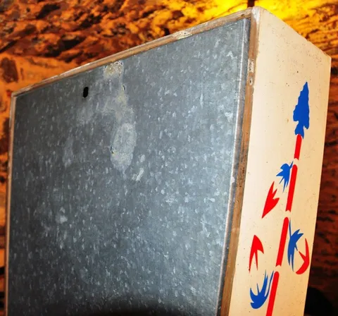 Backbox - Rear