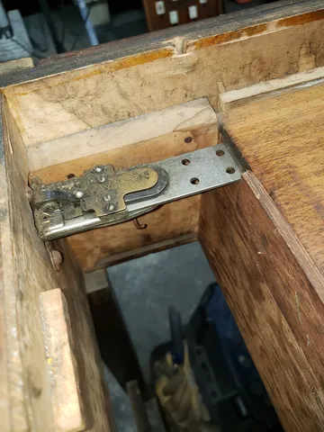 Coin Slide - Top