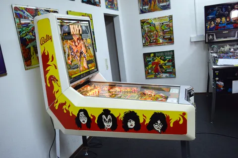 Cabinet - Left