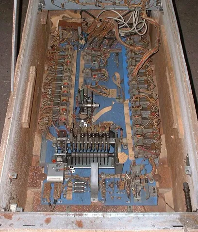 Inside Cabinet
