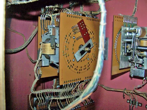 Inside Cabinet - Detail