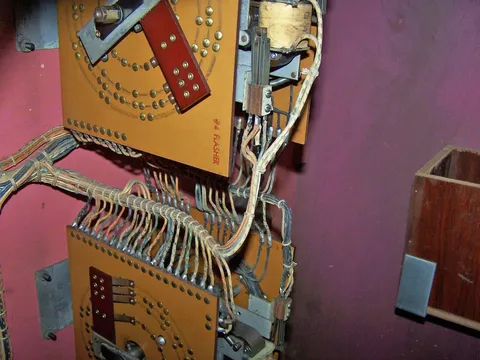 Inside Cabinet - Detail