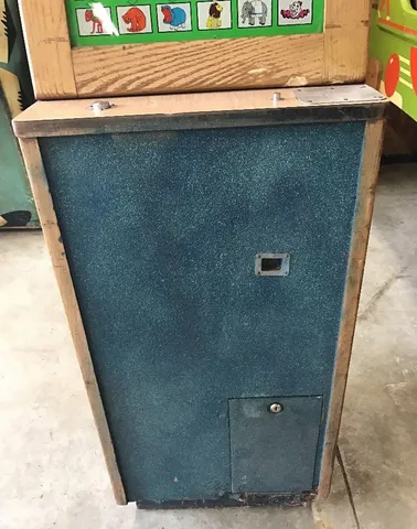 Lower Cabinet*