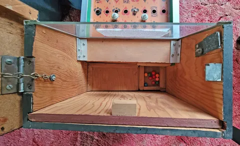 Inside Hopper
