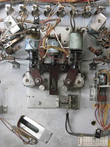 Zipper Flipper Mechanism