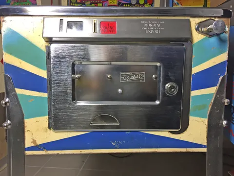 Sample Game - Cabinet - Front*