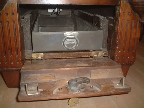 Back Door Open - Coin Box In Place