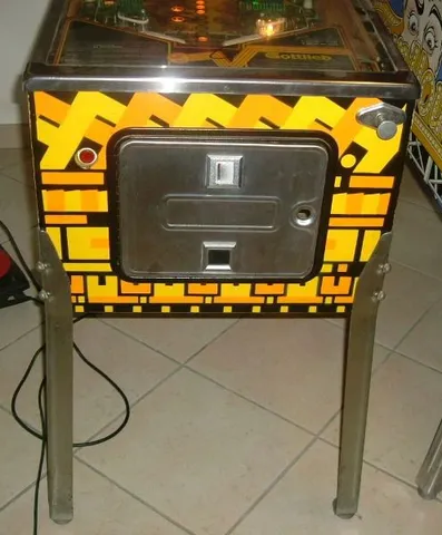 Cabinet - Front