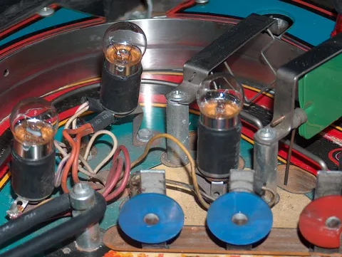Early Production - Flash Lamp Insulators*