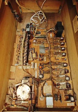 Inside Cabinet