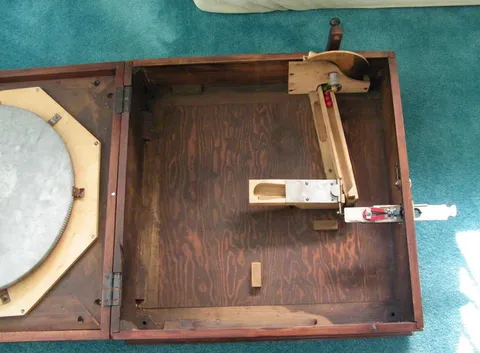 Inside Cabinet