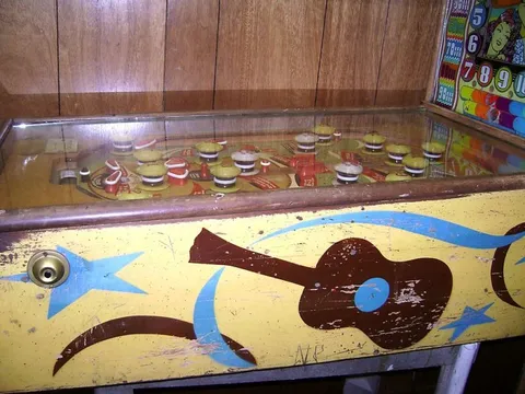 Cabinet - Right (with flipper button added)*