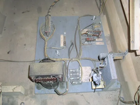 Inside Cabinet