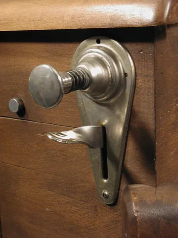 Plunger - Detail*