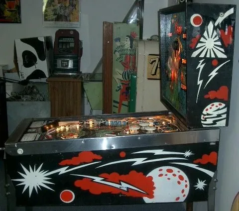 Cabinet - Right