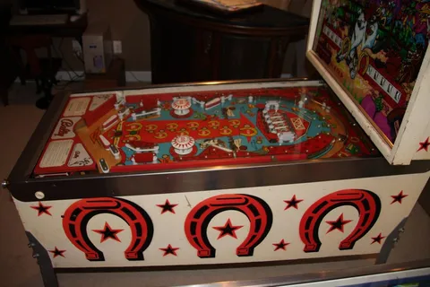 Cabinet Right