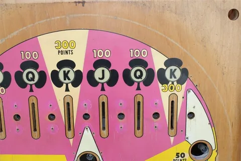 Beige "K" Lanes